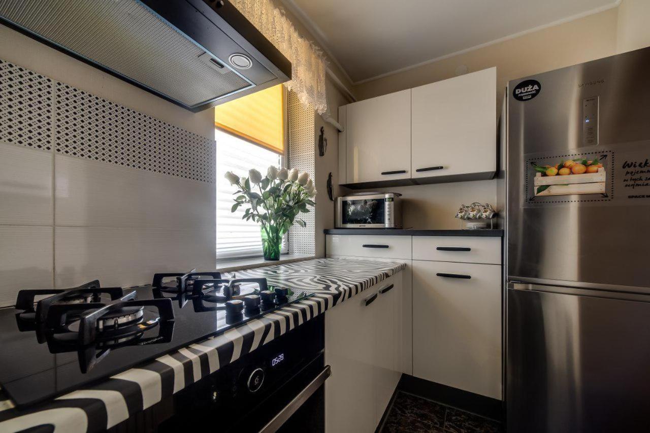 Apartamenty On Kryvonosa Lviv Exterior photo